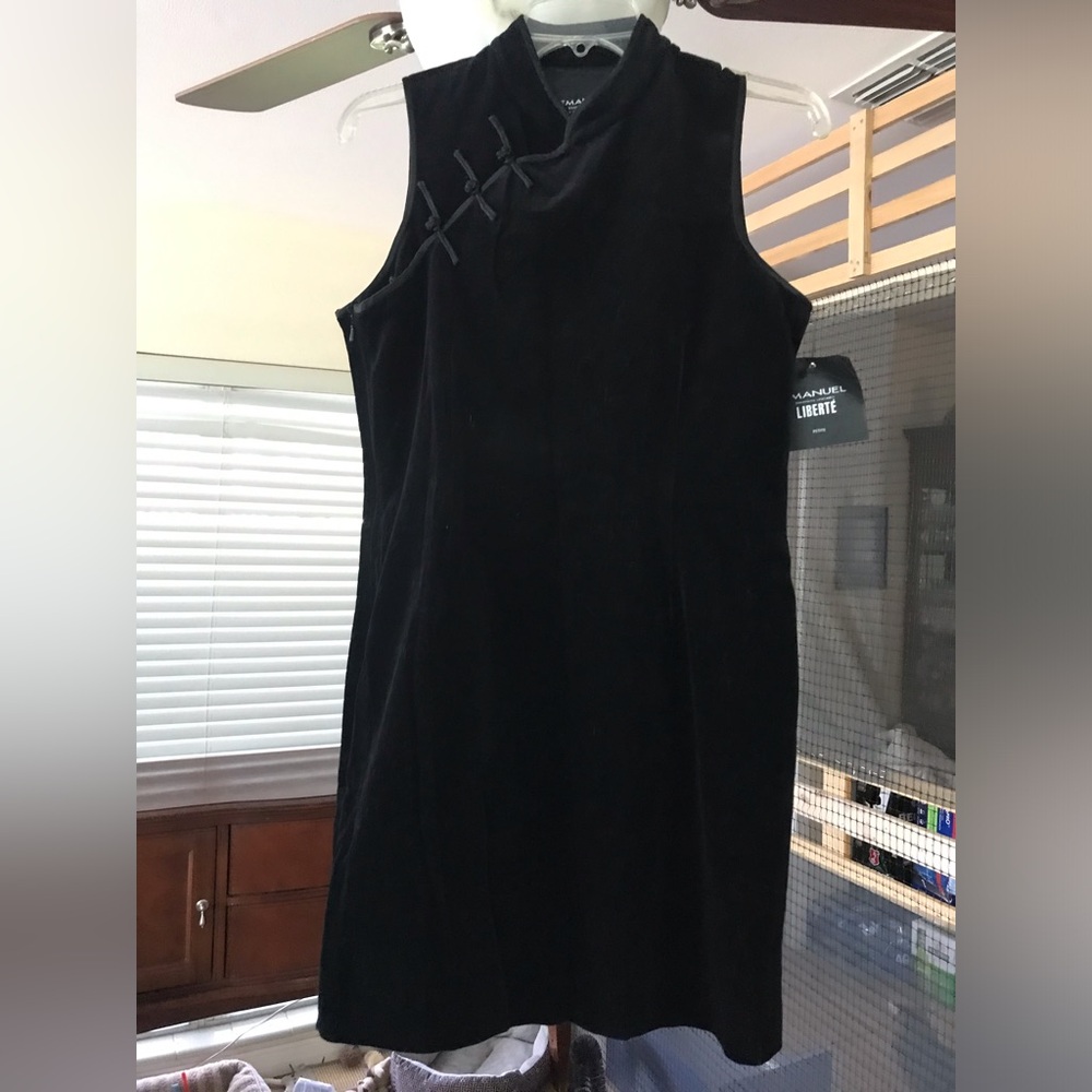 EMANUEL UNGARO LIBERTE  6 Black Sleeveless Velvet Dress with Mandarin Collar NEW